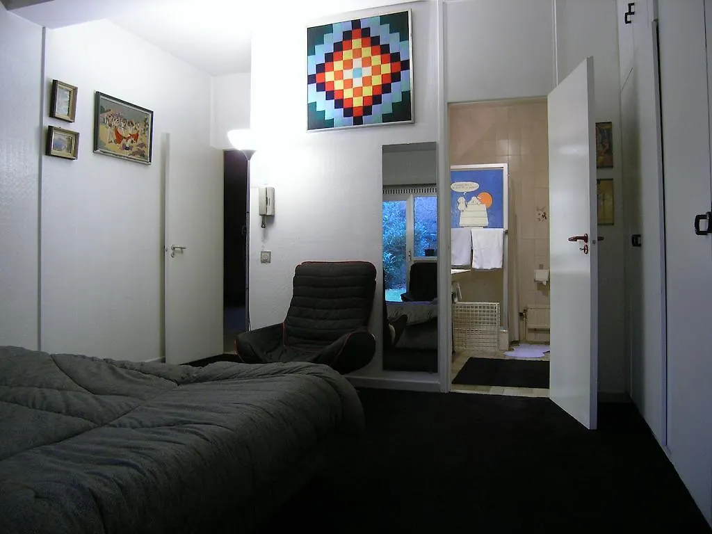 B&B Middelheim Antwerp Bed & Breakfast